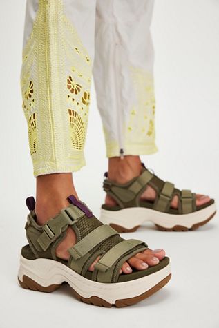 Teva Hurricane Ampsole Gaila Sandals
