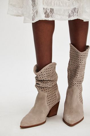 Sway Low Slouch Boots 2.0