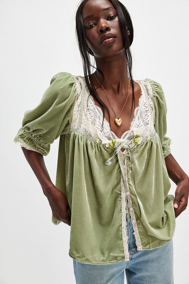 (取寄) フリーピープル レディース レッツ ゴー ブラウザ Free People women Lets Go Blouse Ivory Free People Lets Go Blouse in Ivory | REVOLVE
