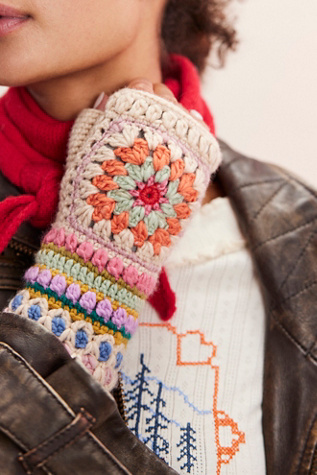 So Woodstock Handwarmers by French Knot at Free People in Pink
