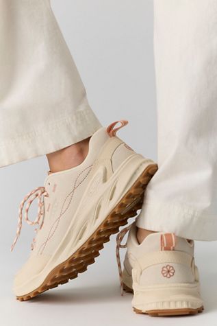 KEEN Jasper Zionic Sneakers