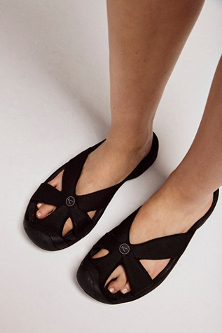 Keen Tageta Hybrid Sandals