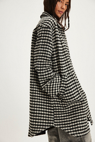 Chemise à carreaux We The Free Get Around en Noir + Blanc, pour femme chez Free People