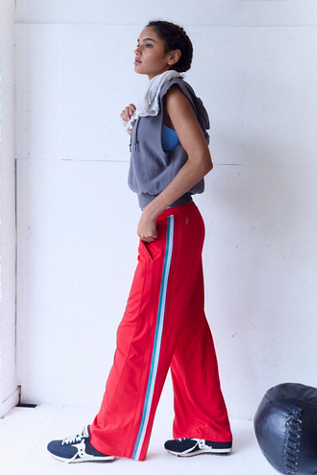 【セール】国内入荷済♪Free People Pleated Trousers WynneLayers Pull-On Pleated Pant with Chiffon Overlay