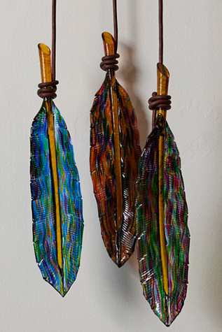 Grande plume en verre soufflé à la main