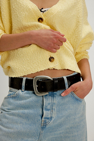 Charlie Leather Belt product page