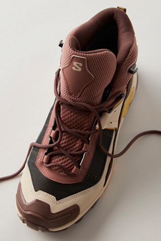 Bottes de Randonnée Salomon X Ultra 5 Mid Gore-Tex en Bois Précieux/Torréfaction Française/Rat, pour femme taille: US 7.5 chez Free People