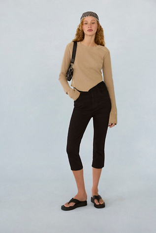 Bette Super Slim Capris