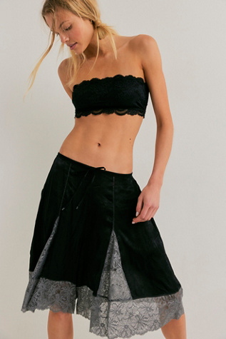 Made You Look Shorts product page