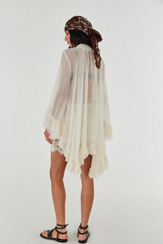 Full Sleeve Frill Top - thumbnail 7