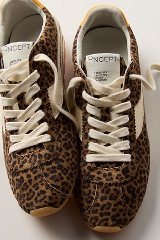 Oncept Essex Sneakers