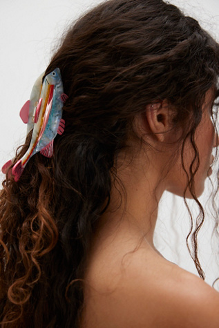 Wild Animal Claw Clip product page