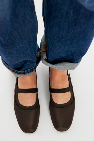 Vagabond Hillary Sporty Flats
