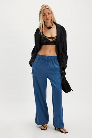 Day's End Linen Pull-On Pants product page