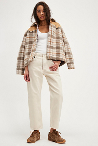 Citizens of Humanity Winslow Cropped Boyfriend Jeans product page