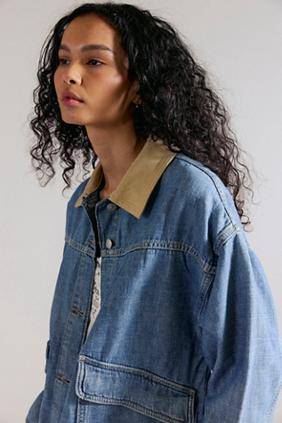 Женская куртка We The Free Lemon Denim Jacket, цвет: Ягодный — фото 3