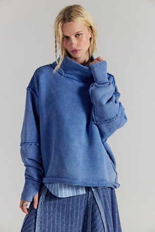 Anna Turtleneck