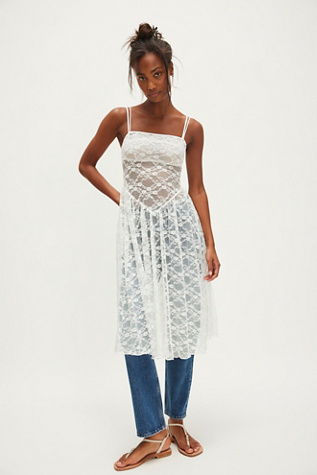 Lucia Lace Tea Slip
