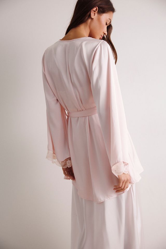 Sidney Robe #1