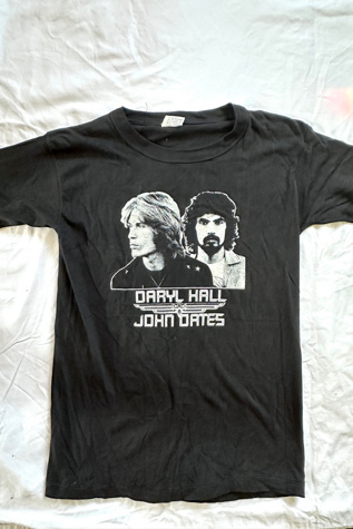 Vintage 1970s Hall and Oates Tee Selected by Cherry