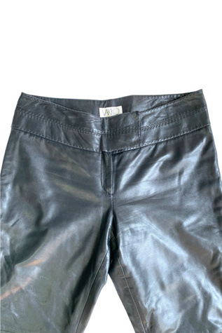 Женские брюки SharpLilTeeth Vintage Black Leather Flare Leg Pants Selected, цвет: Чёрный — фото 3