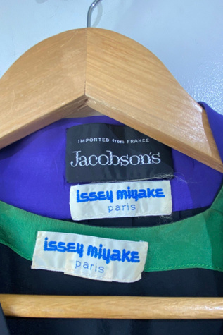 Женские платья The Curatorial Dept. Vintage 1979 Issey Miyake Cape Set Selected, цвет: Чёрный — фото 4