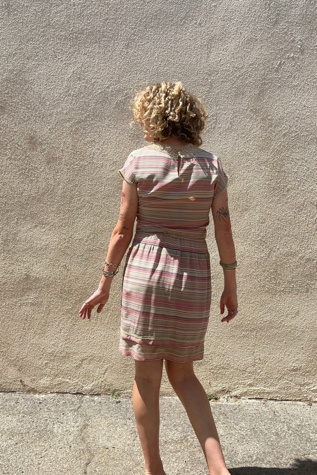 Женское платье The Curatorial Dept. Vintage Chloe Striped Silk Dress Selected, цвет: Слоновая кость — фото 2