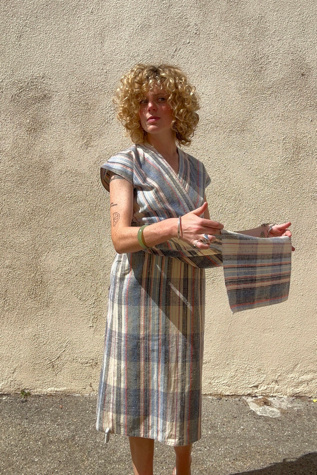 Женское платье The Curatorial Dept. Vintage 70s Rare Issey Miyake Striped Dress Selected, цвет: Синий — фото 2