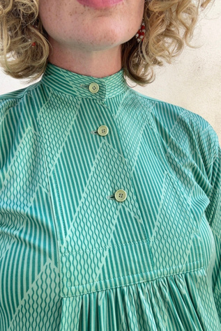 Женское платье The Curatorial Dept. Issey Miyake 1 to 3 Green Pattern Dress Selected, цвет: Бирюзовый — фото 3