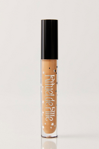 Rituel De Fille Soft Sorcery Weightless Serum Concealer At Free People In Spell 161