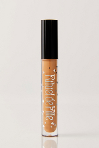 Rituel De Fille Soft Sorcery Weightless Serum Concealer At Free People In Spell 181