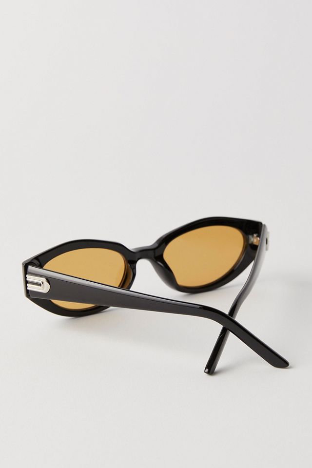 Carrie Cat Eye Sunglasses