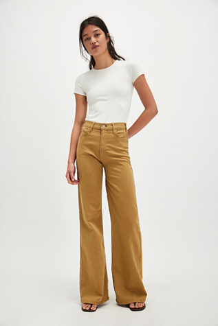 MOTHER The Hustler Roller High-Rise Flare Jeans