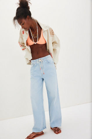 MOTHER The Drawn Tagger Flood Jeans