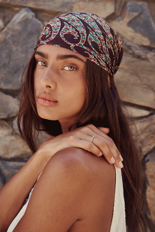 So Silk Printed Bandana at Free People in Fall Paisley Chocolate