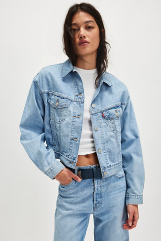Levi's Shrunken '90s Trucker Jacket at Free People in Blue, Size: XS