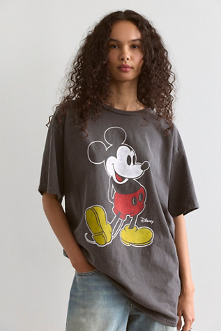 Junk Food Classic Mickey Crackle Tee