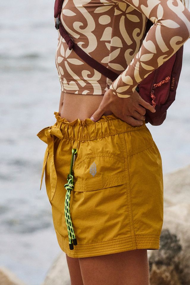 Jupe-short In The Wild #2