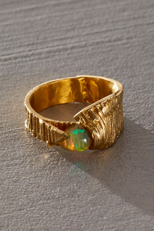 864 Design Opal Ring