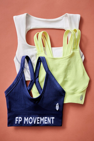 Soutien-gorge Logo Long Haul par FP Movement en Raisin Noir, pour femme taille: M/L chez Free People