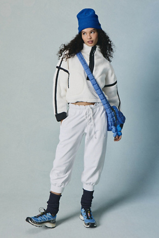 Flutter Cropped Joggers