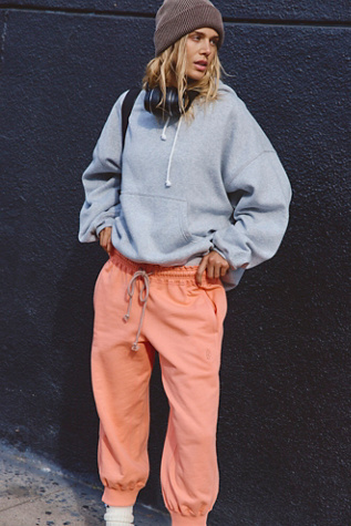 Flutter Cropped Joggers