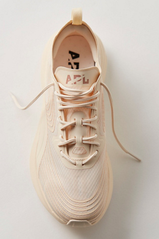 APL Streamline Trainers