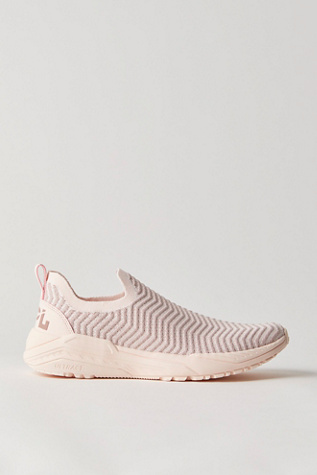 APL Techloom Traveler Sneakers