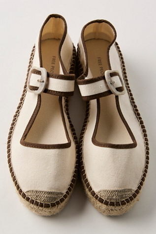 Espadrilles Mary Jane Surfside 2.0 par FP Collection en Chocolate/Ecru Combo, pour femme taille: US 9 chez Free People