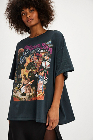 Green Day Tee By Daydreamer At Free People In Vintage Black