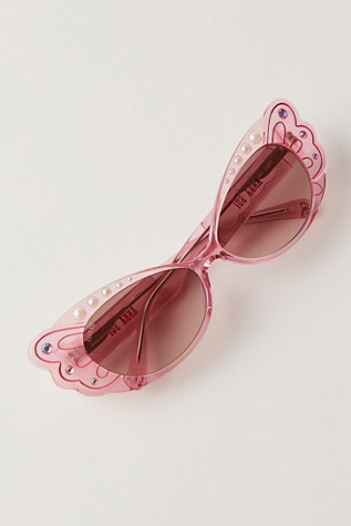 Lunettes de soleil surdimensionnées Anna Sui Pearl Wing en Pink, pour femme chez Free People
