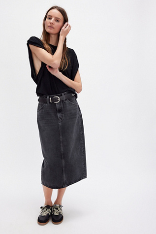 Levi’s High-Rise Back Slit Skirt