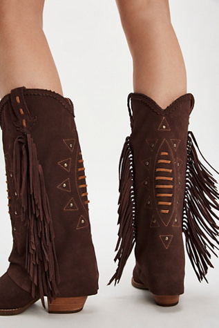 Spirit Trail Fringe Boots