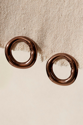 Una Hoop Earrings by Free People in Brown